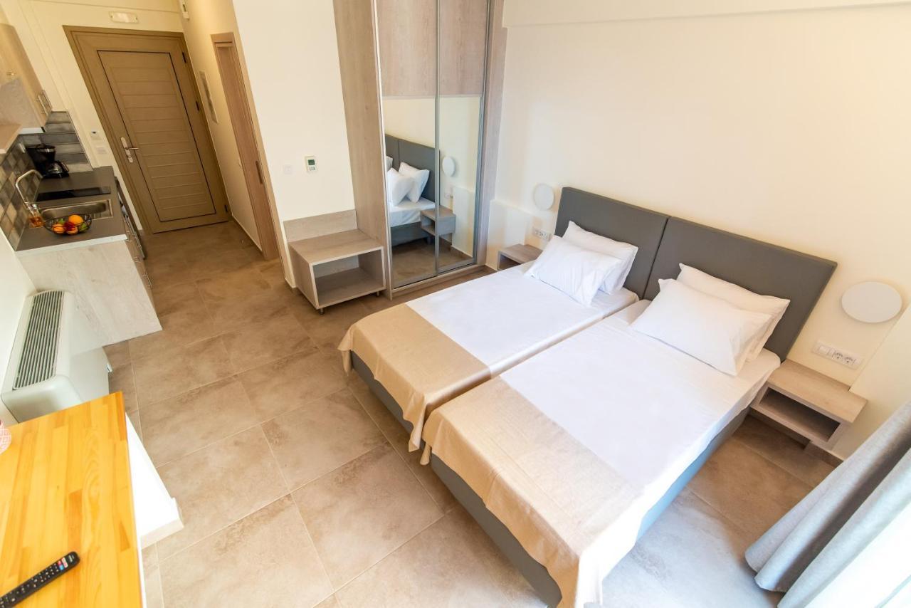Melydron Apartments Preveza Exterior photo
